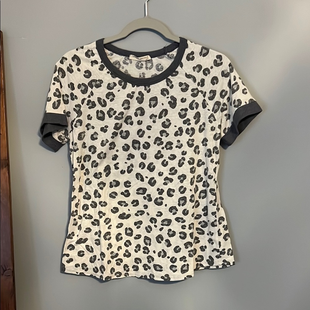 Twenty Second Cream Fitted Short Sleeve T-Shirt